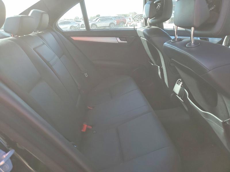 2013 MERCEDES-BENZ C 250 — Фото 10 из 14