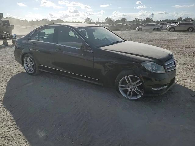 2013 MERCEDES-BENZ C 250 — Фото 13 из 14