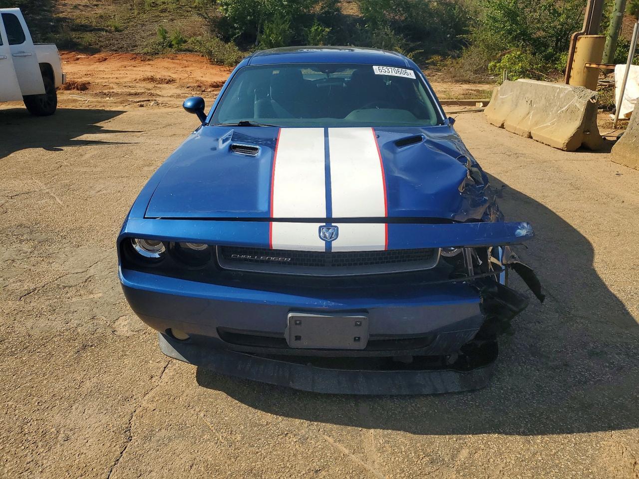 2B3CJ4DV8AH260913 2010 DODGE CHALLENGER photo no. 5
