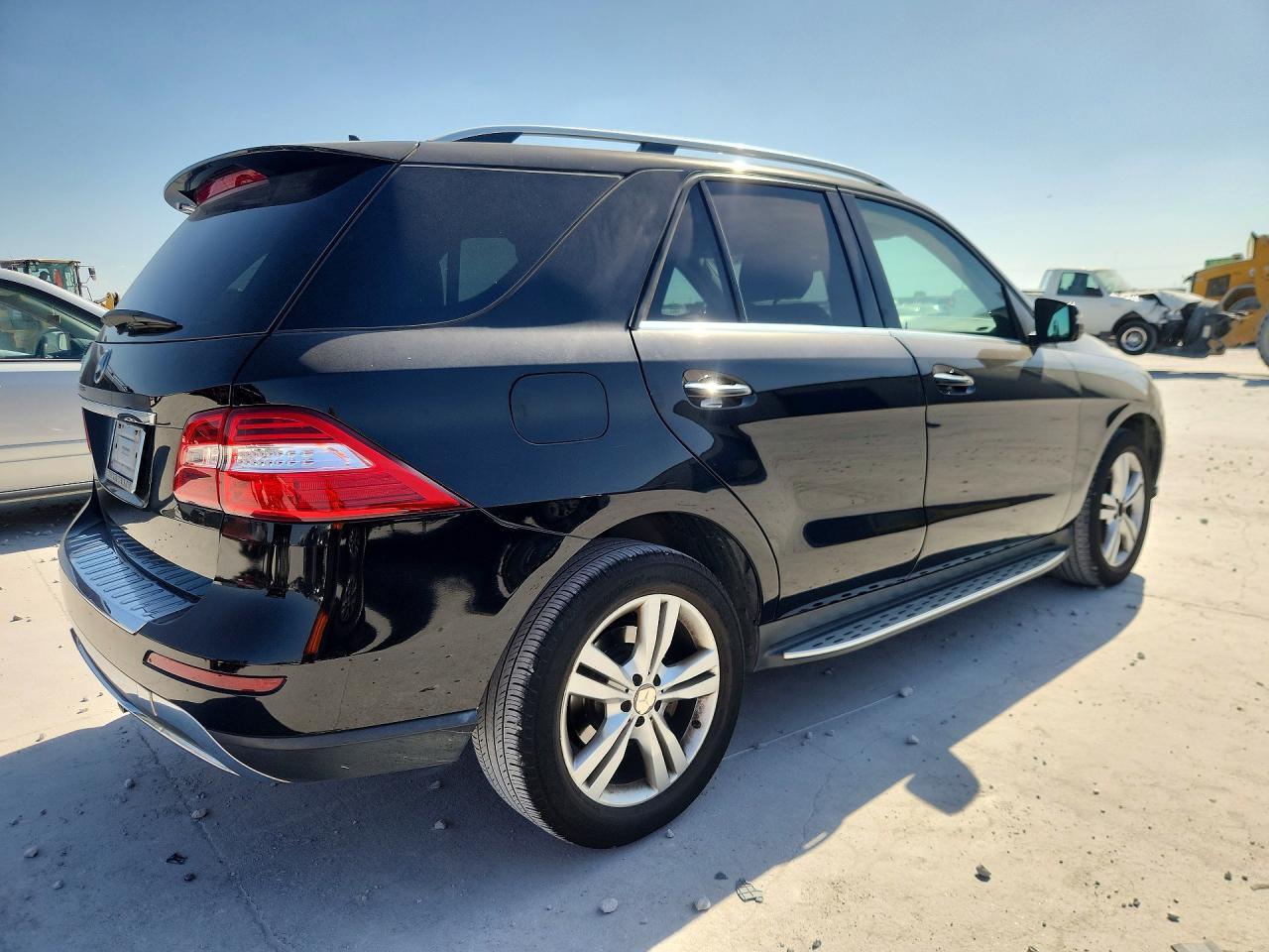 2013 MERCEDES-BENZ ML 350 — Фото 3 из 13