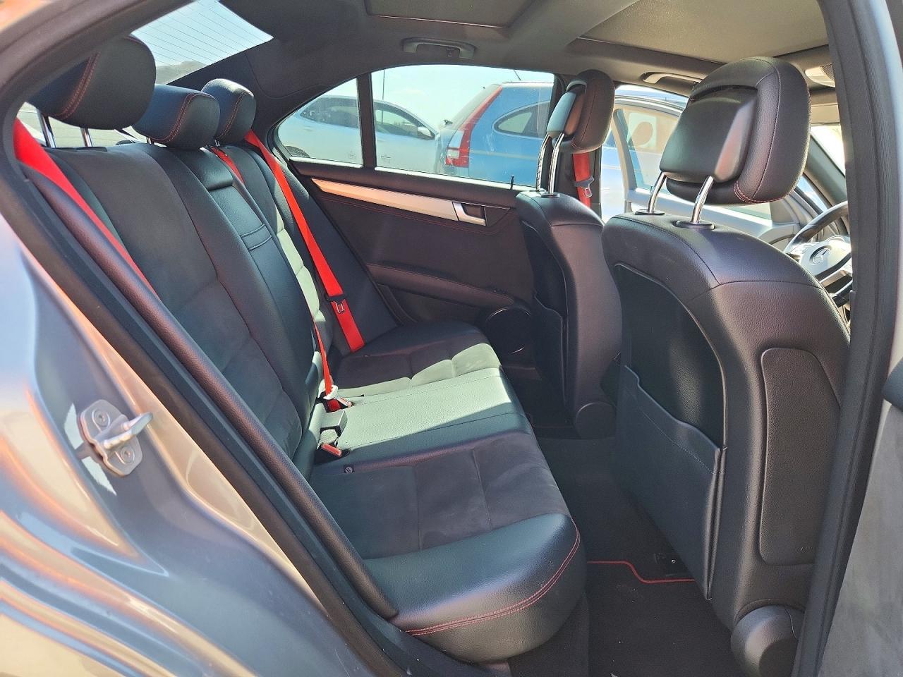 2013 MERCEDES-BENZ C 250 — Фото 10 из 12