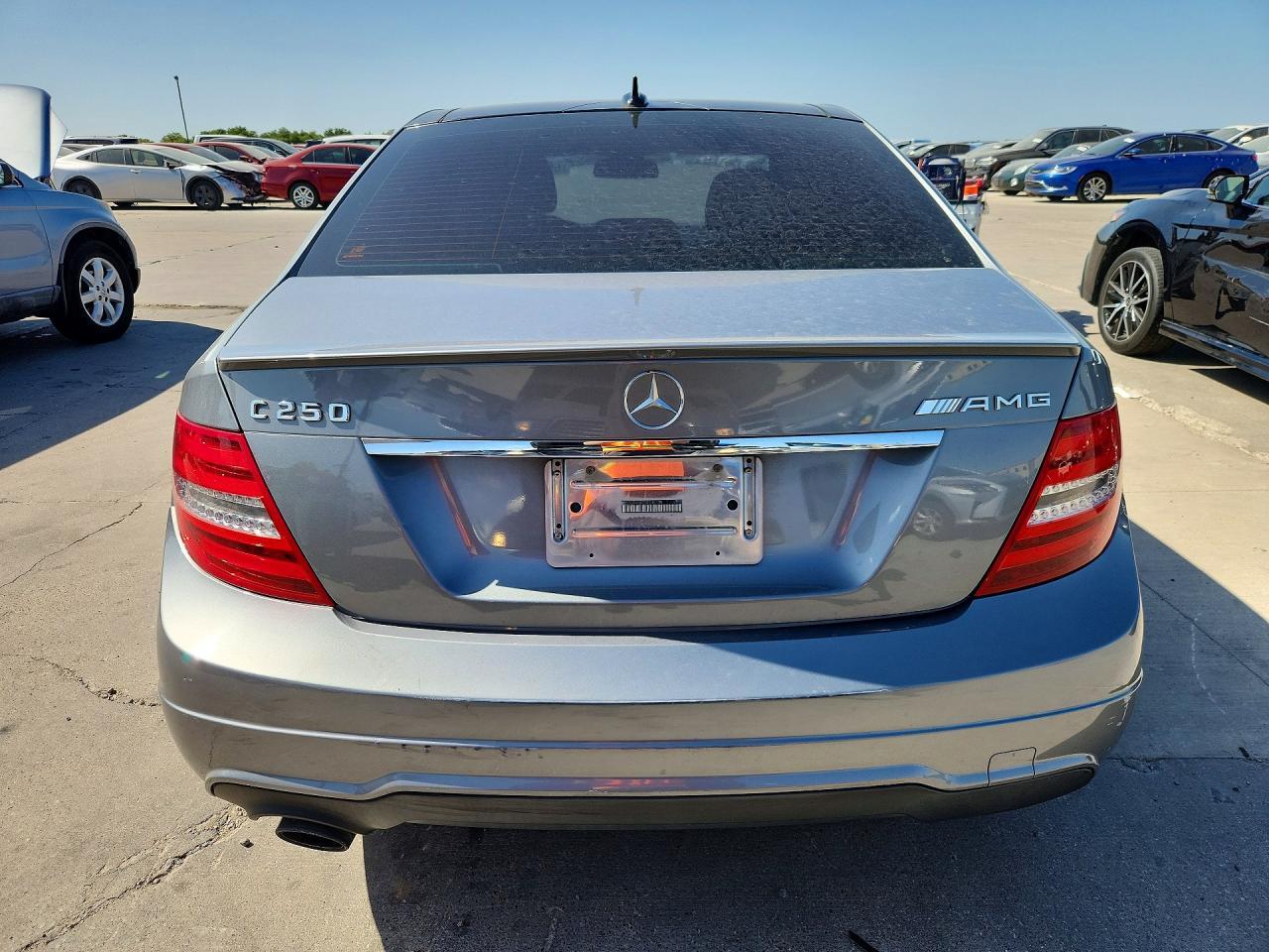 2013 MERCEDES-BENZ C 250 — Фото 6 из 12