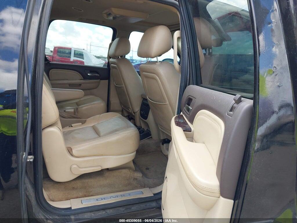 1GKS1MEF3DR302303 2013 GMC YUKON XL 1500 photo no. 8