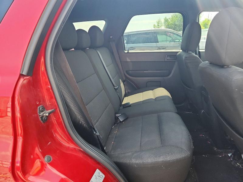 2010 FORD ESCAPE XLT — Фото 10 из 12