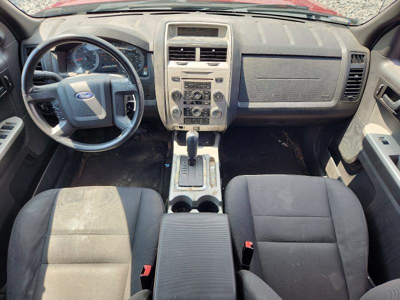 2010 FORD ESCAPE XLT — Фото 8 из 12