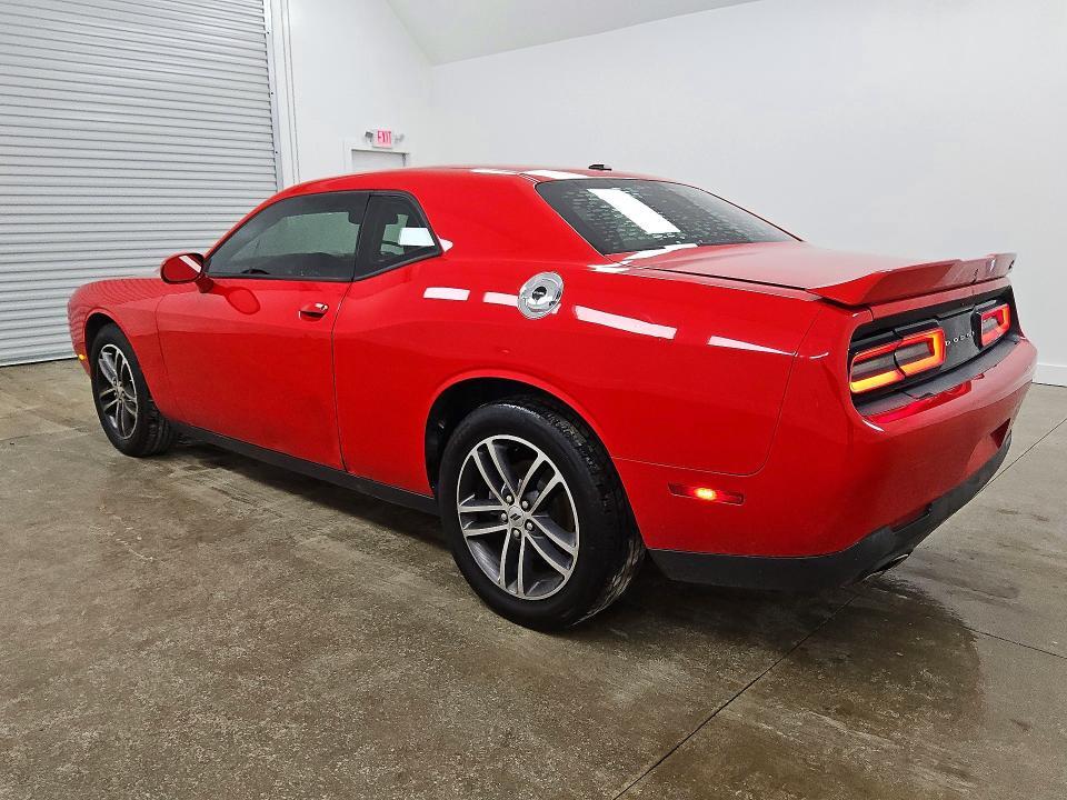 2019 DODGE CHALLENGER SXT — Фото 2 из 13