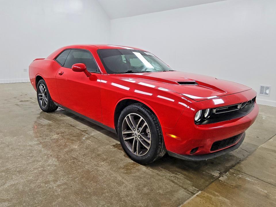 2019 DODGE CHALLENGER SXT — Фото 4 из 13