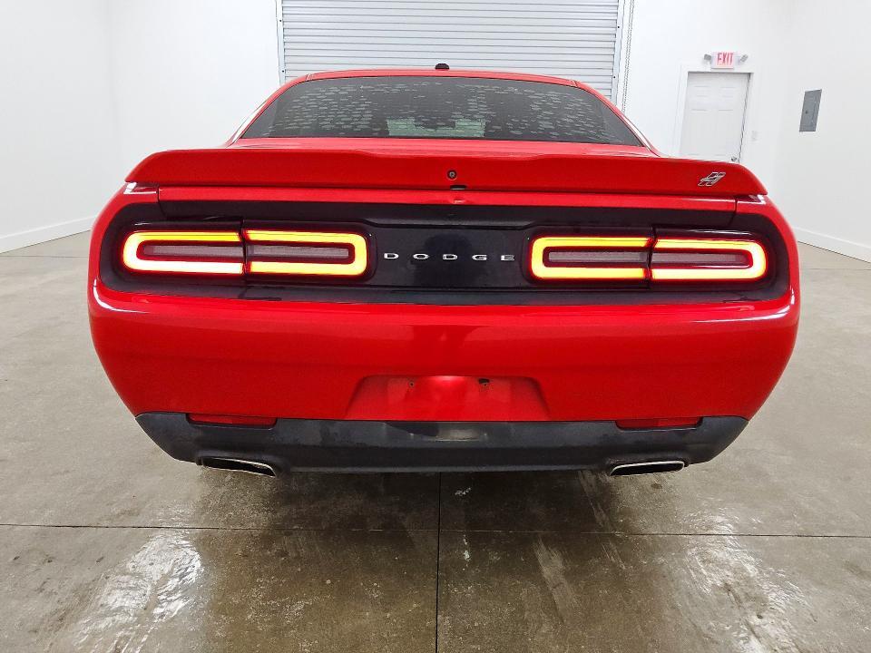 2019 DODGE CHALLENGER SXT — Фото 6 из 13