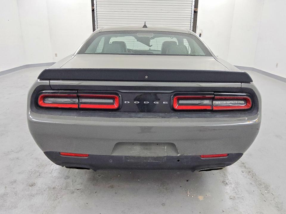 2019 DODGE CHALLENGER R/T SCAT PACK — Фото 6 из 13