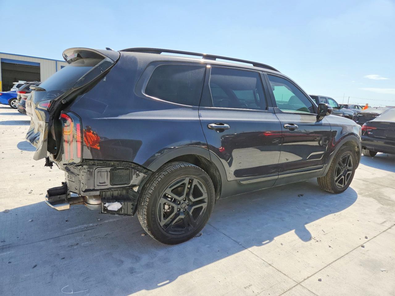 2025 KIA TELLURIDE SX-PRESTIGE X-LINE — Фото 3 из 14