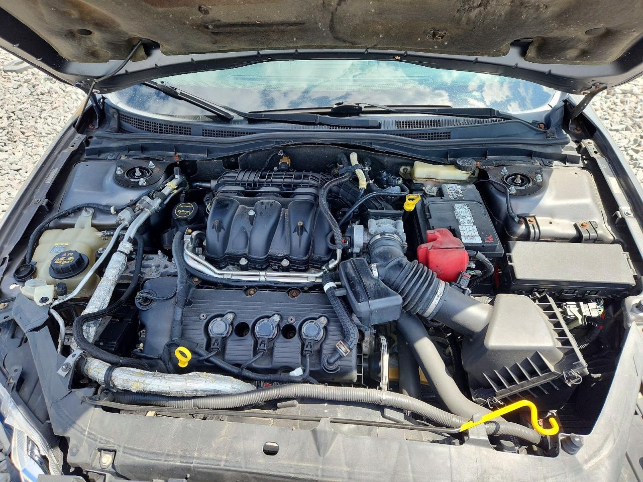 3FAHP0JG5AR383094 2010 FORD FUSION photo no. 11