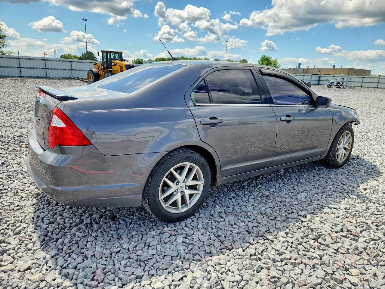 3FAHP0JG5AR383094 2010 FORD FUSION photo no. 3