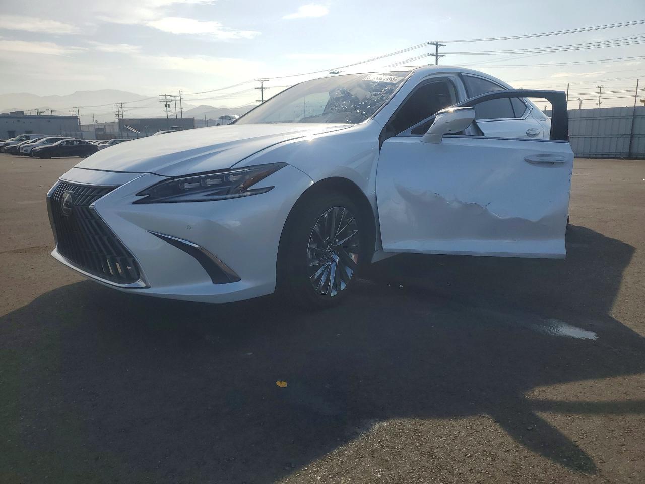 2025 LEXUS ES 300H 58AEA1C13SU076597