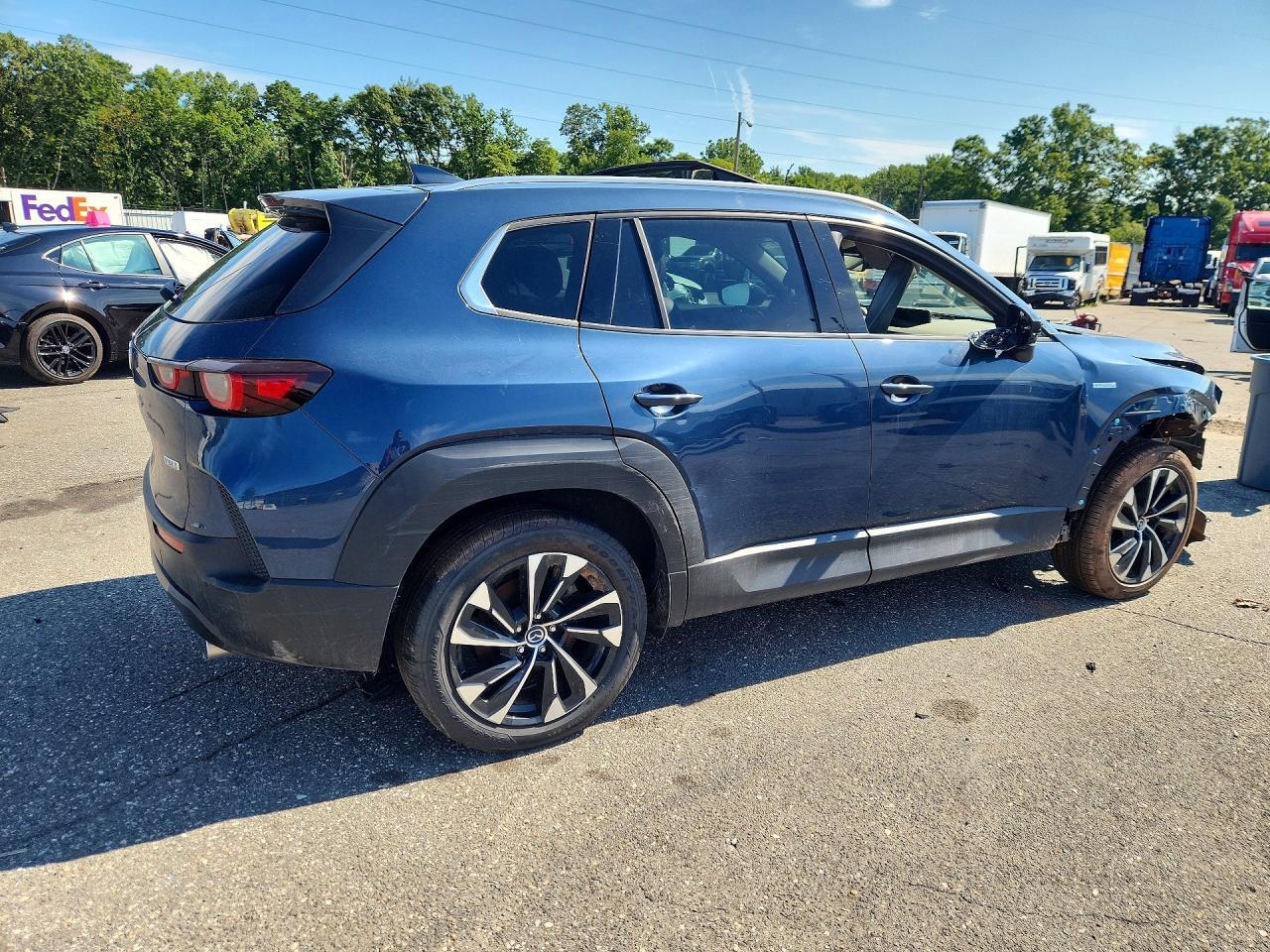 2025 MAZDA CX-50 PREMIUM PLUS — Фото 3 из 13