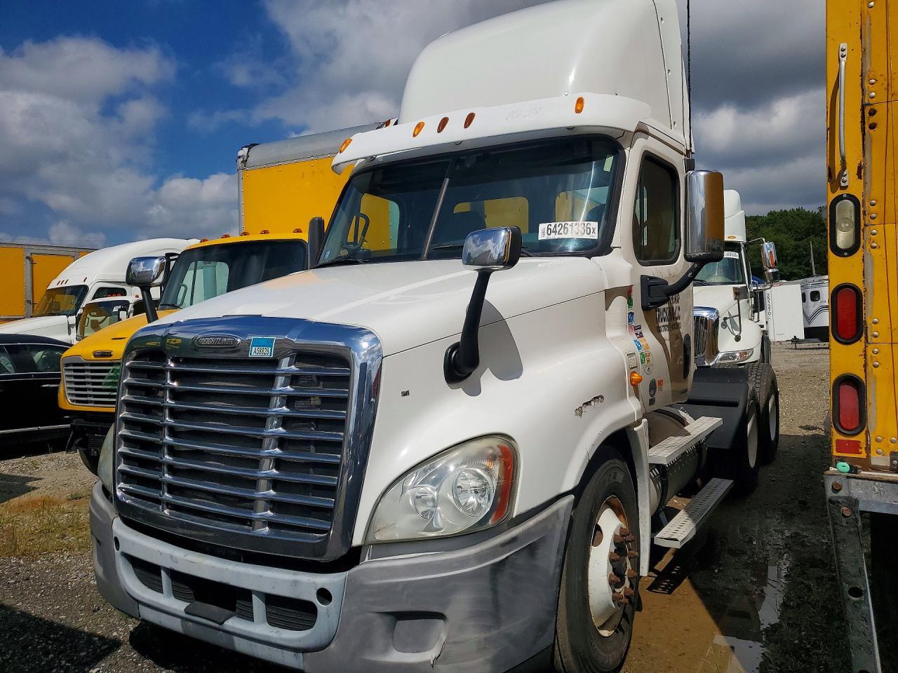 2010 FREIGHTLINER CASCADIA 125 1FUJGEDR3ALAV5575