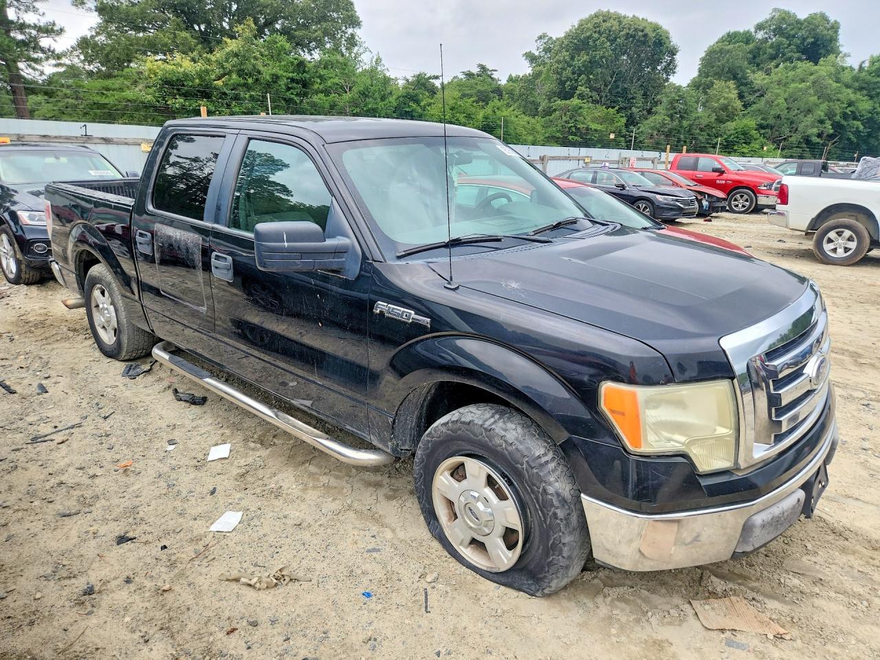 2010 FORD F150 — Фото 4 из 12