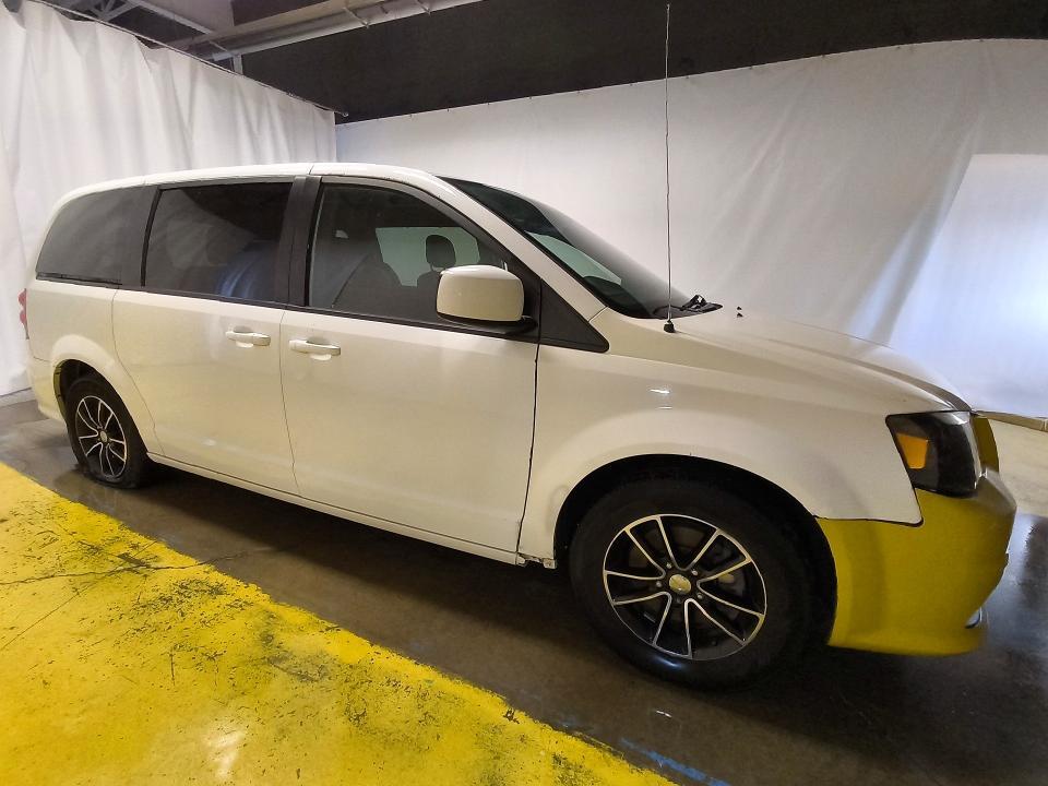 2019 DODGE GRAND CARAVAN GT — Фото 4 из 14