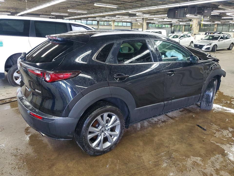 2025 MAZDA CX-30 PREFERRED — Фото 3 из 13