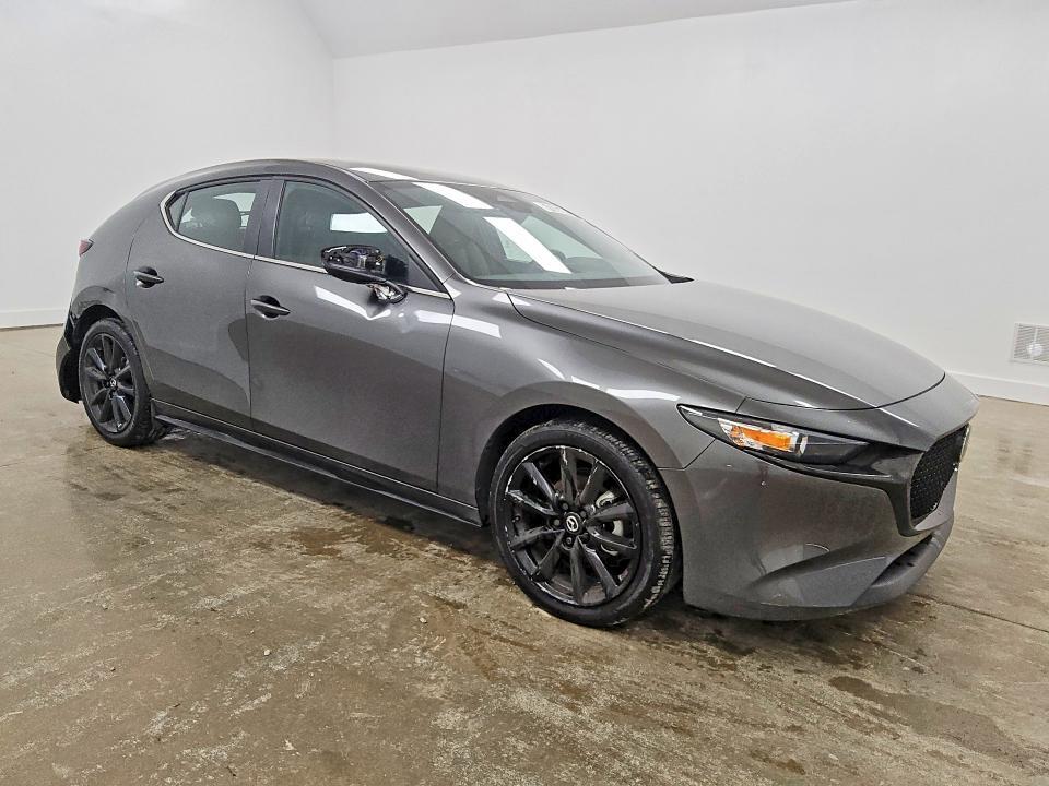 2025 MAZDA 3 SELECT SPORT — Фото 4 из 13