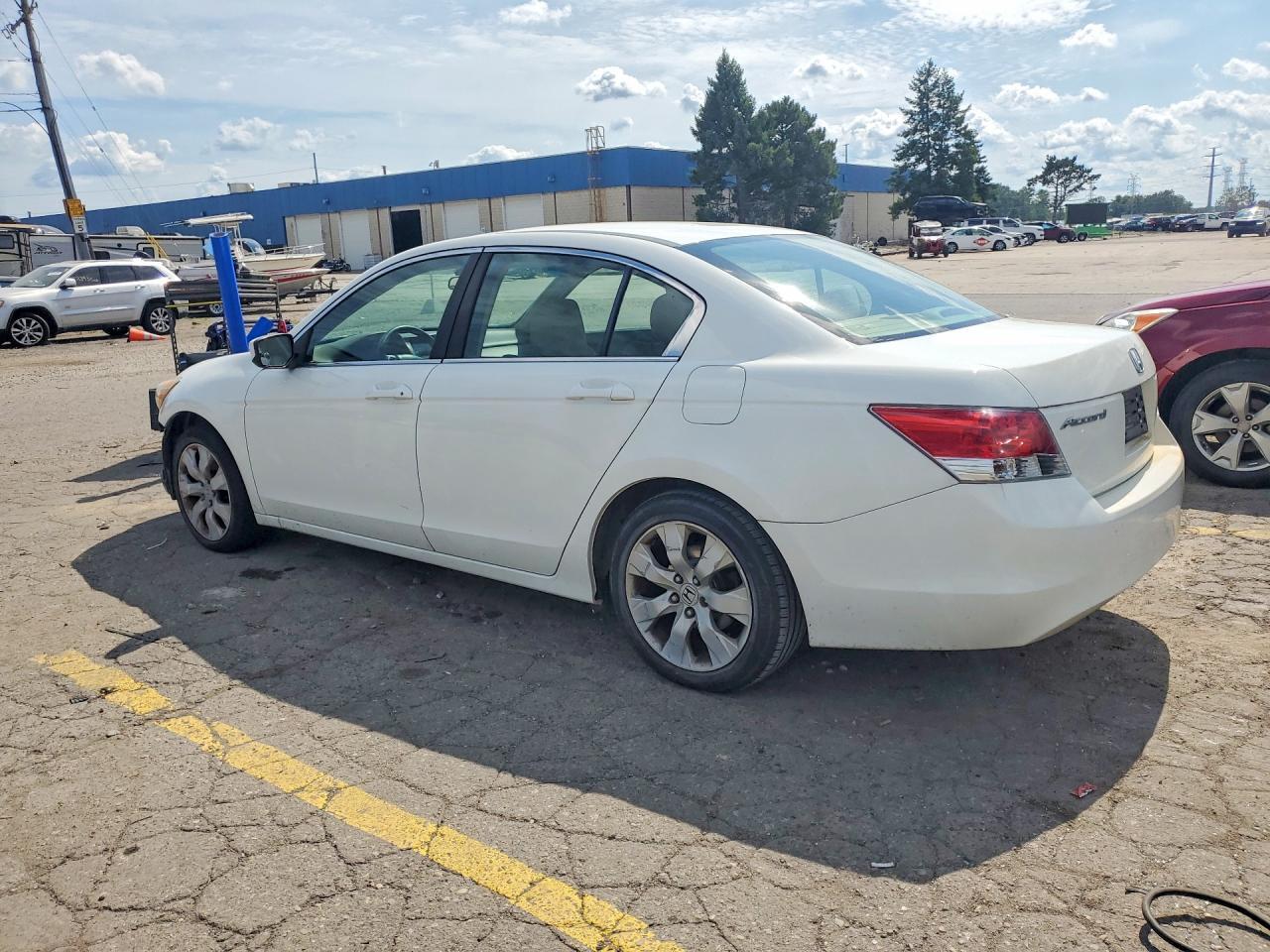 2010 HONDA ACCORD EX — Фото 2 из 13
