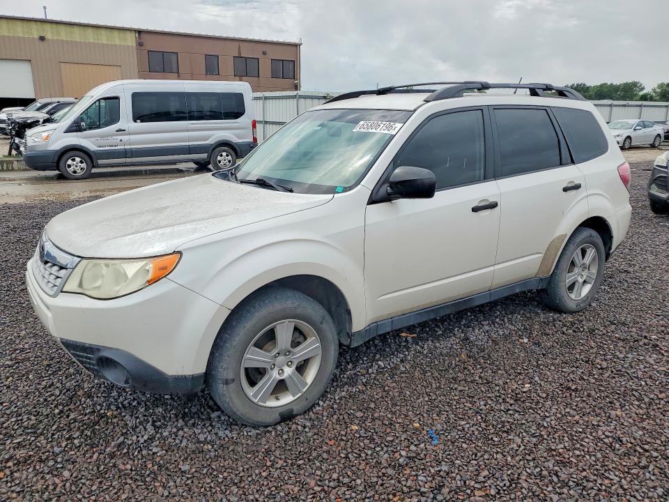 2013 SUBARU FORESTER JF2SHABCXDH406729