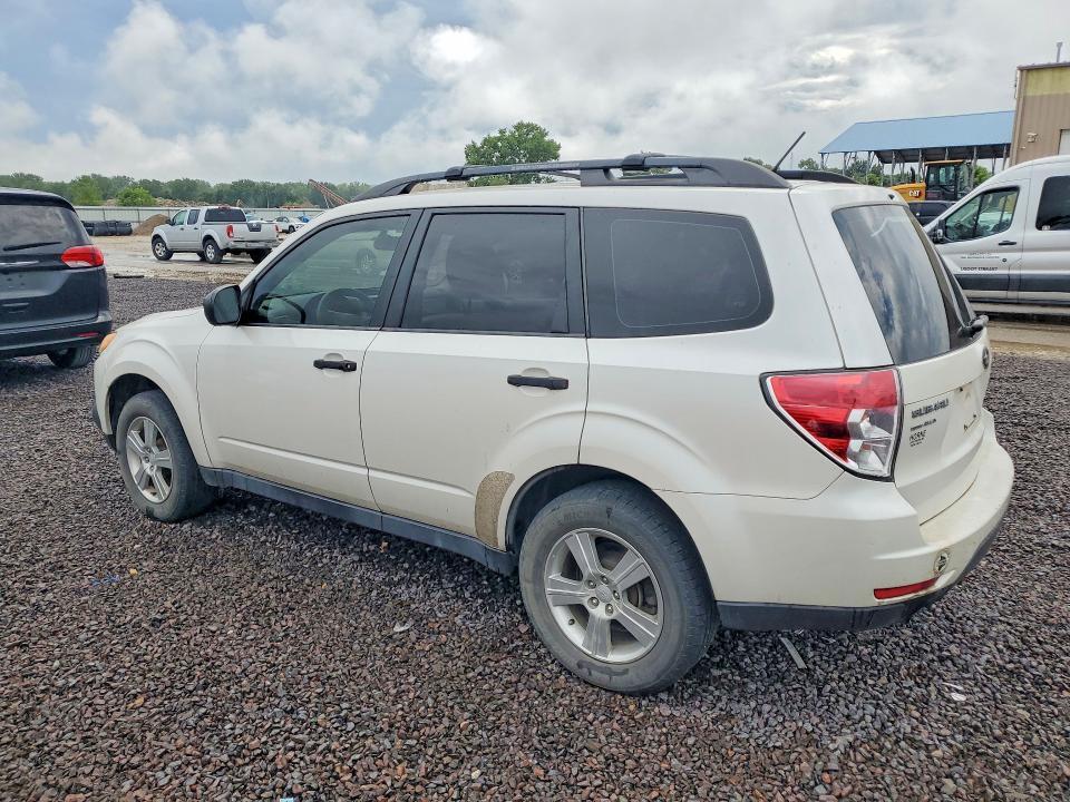 2013 SUBARU FORESTER 2.5X — Фото 2 из 13