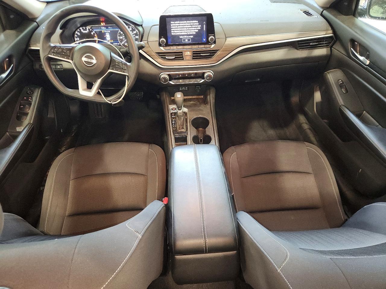 2025 NISSAN ALTIMA SV — Фото 8 из 12