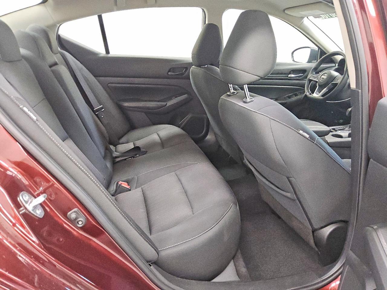 2025 NISSAN ALTIMA SV — Фото 10 из 12