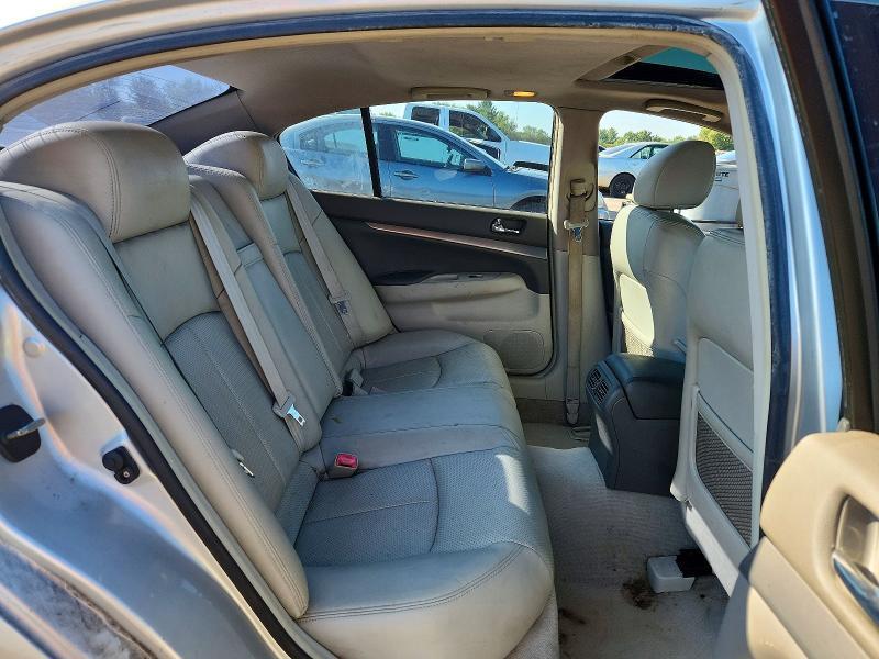 2010 INFINITI G37 SEDAN X — Фото 10 из 12