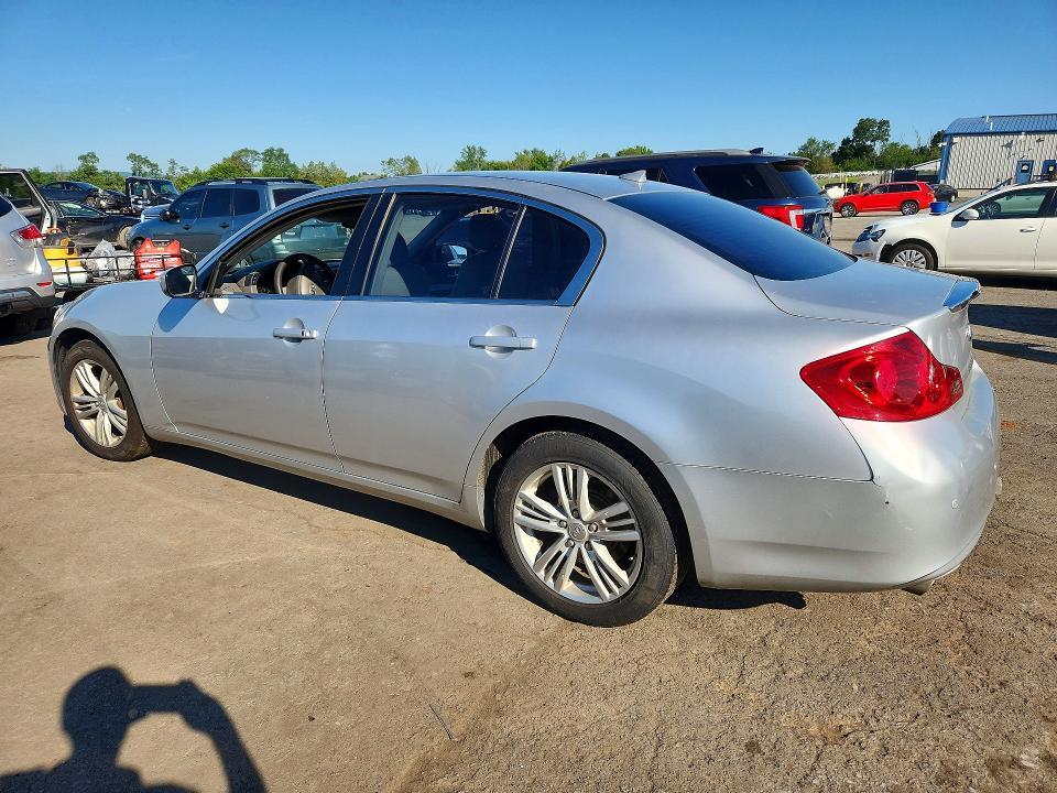 2010 INFINITI G37 SEDAN X — Фото 2 из 12