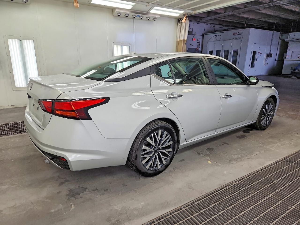 2025 NISSAN ALTIMA SV — Фото 3 из 12