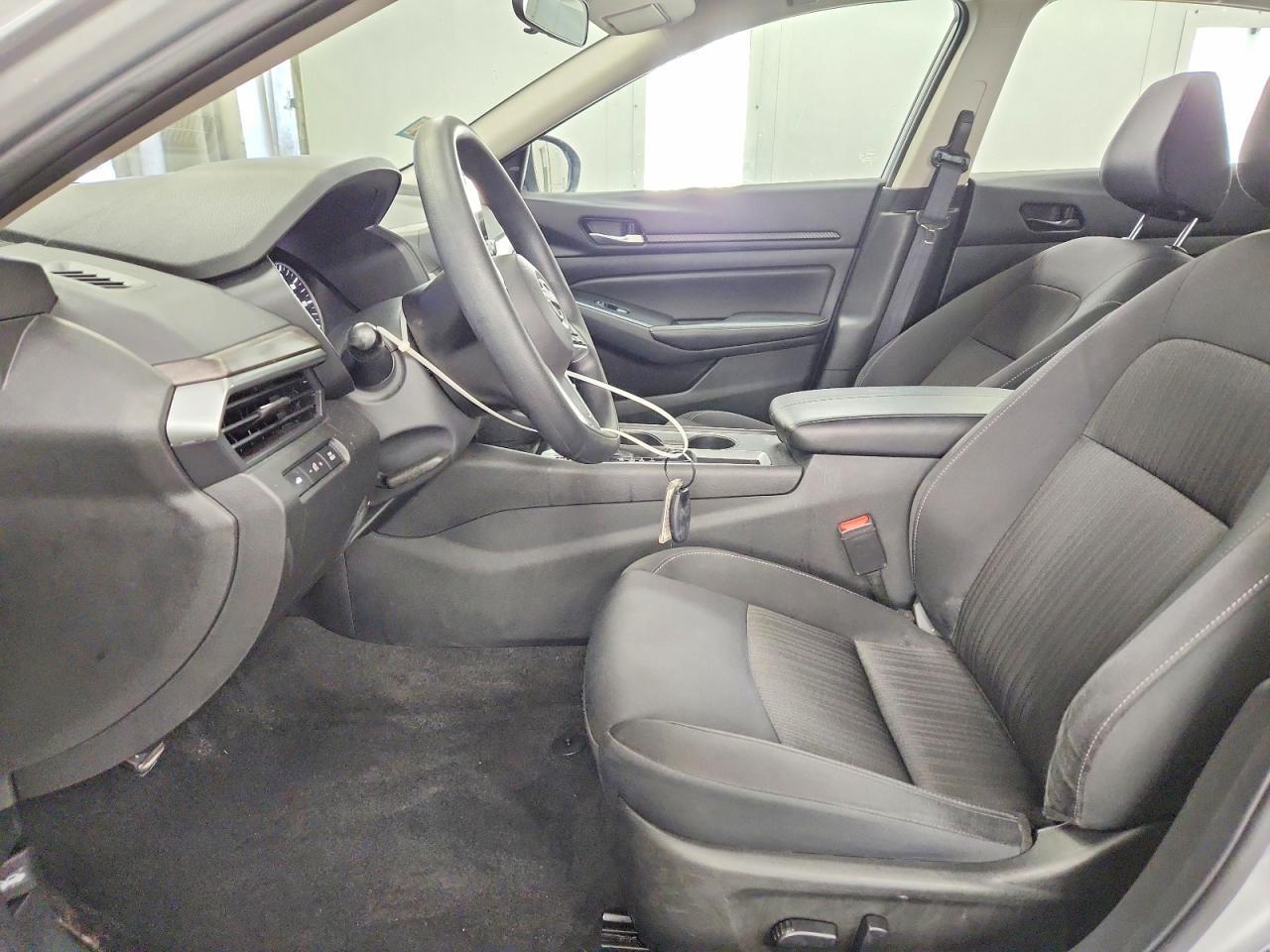 2025 NISSAN ALTIMA SV — Фото 7 из 12