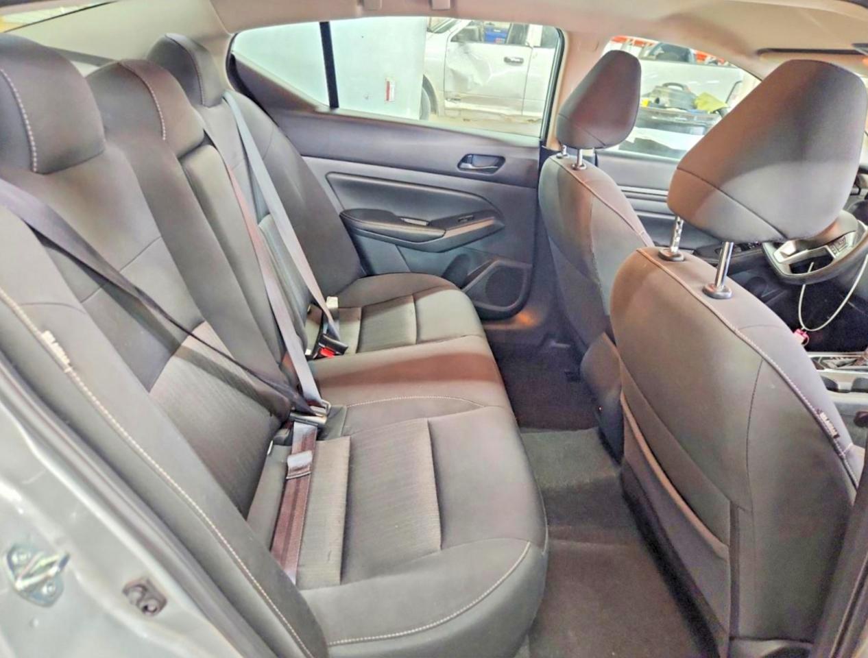 2025 NISSAN ALTIMA SV — Фото 10 из 12