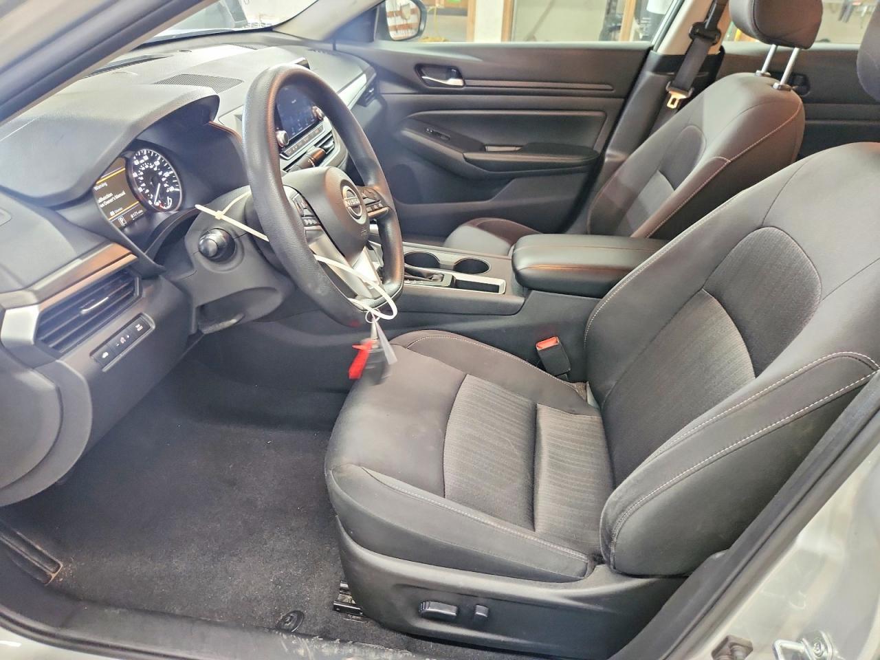 2025 NISSAN ALTIMA SV — Фото 7 из 12