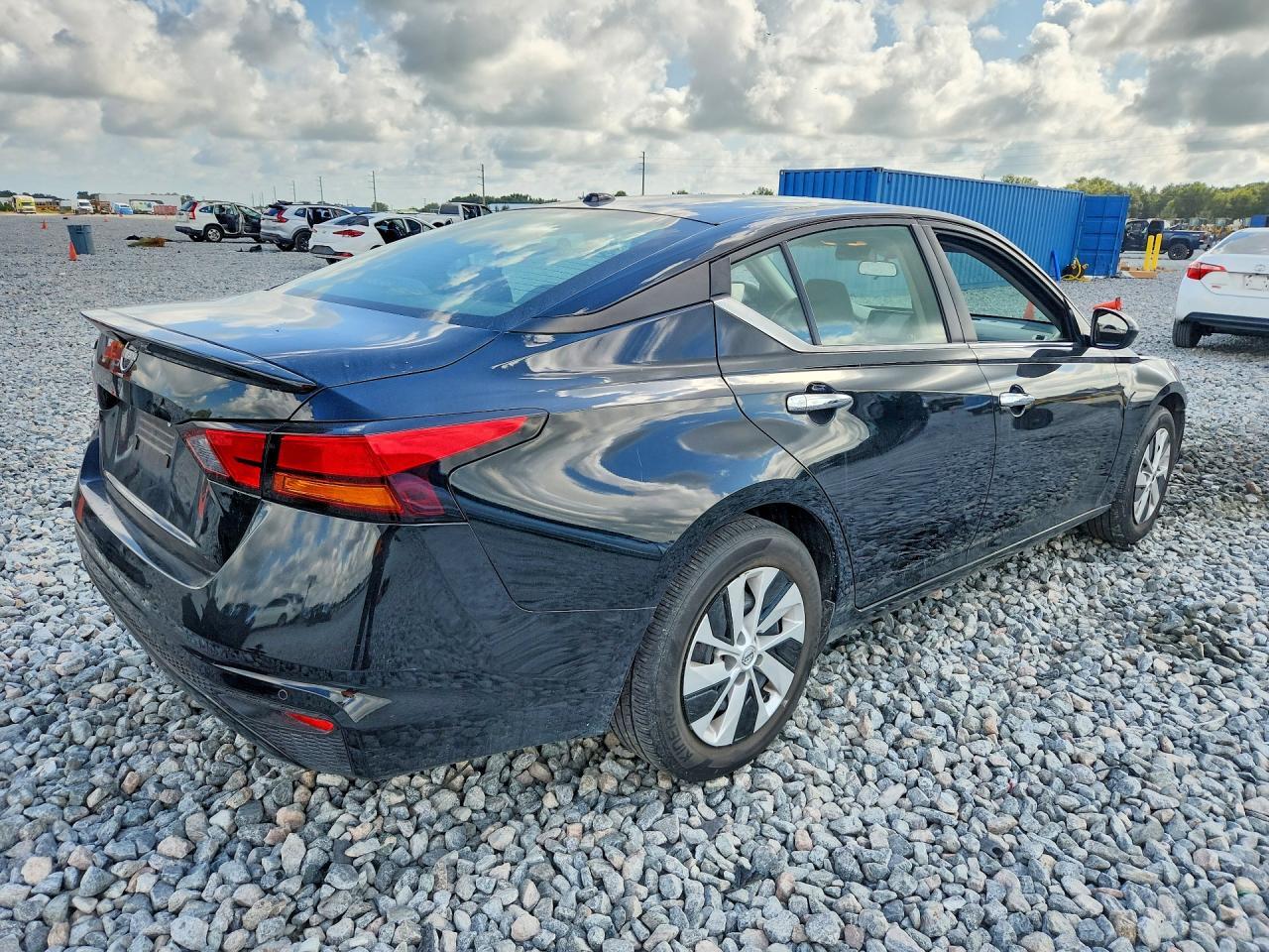 2025 NISSAN ALTIMA S — Фото 3 из 13