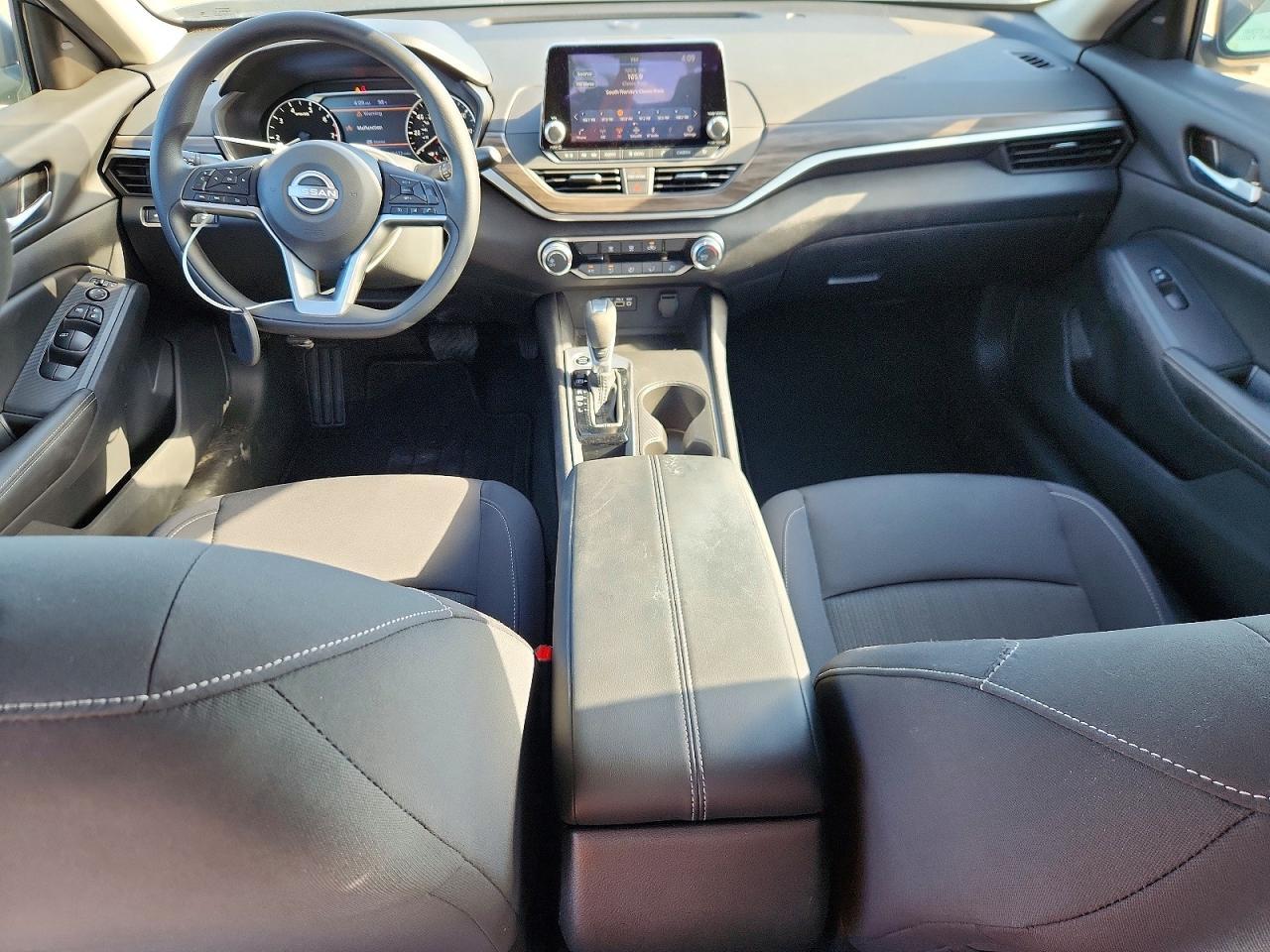 2025 NISSAN ALTIMA SV — Фото 8 из 13