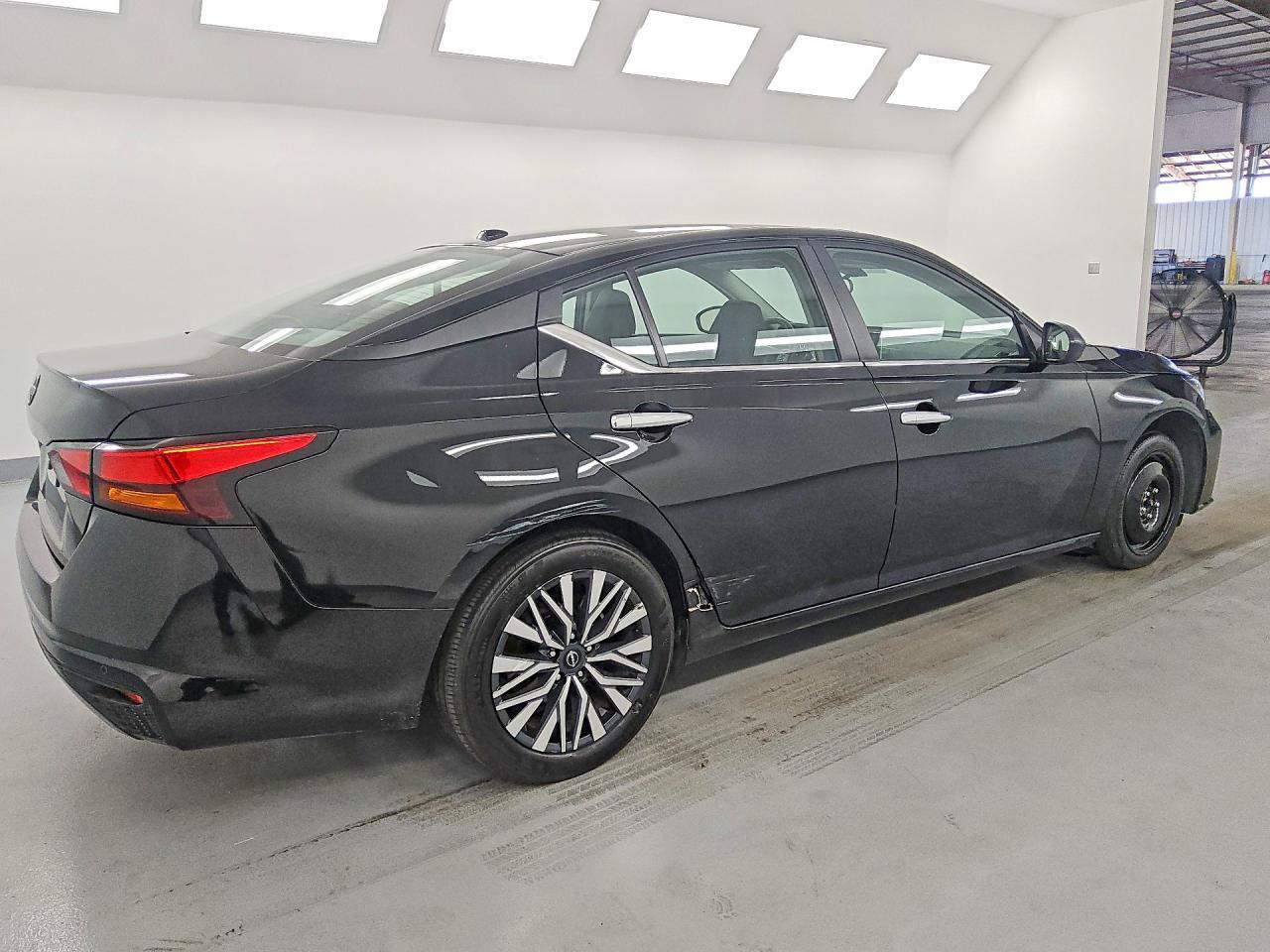 2025 NISSAN ALTIMA SV — Фото 3 из 12