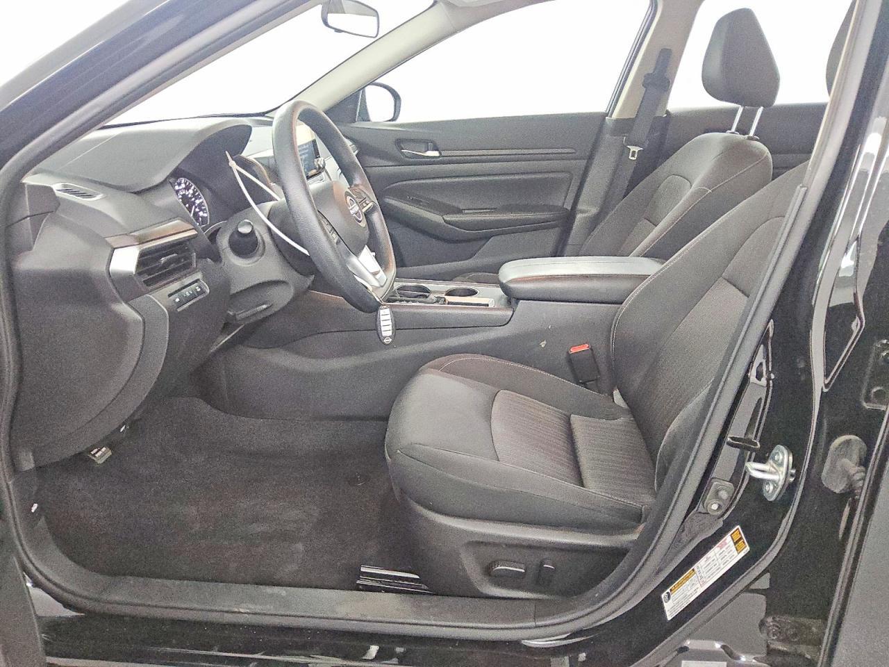 2025 NISSAN ALTIMA SV — Фото 7 из 12