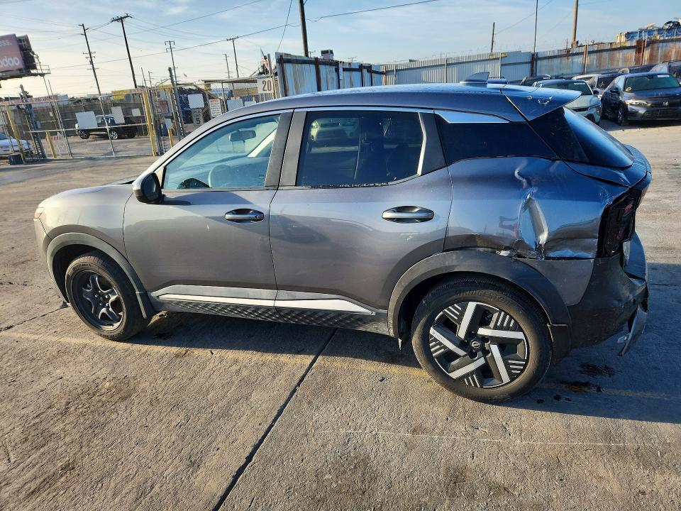 2025 NISSAN KICKS SV — Фото 2 из 13