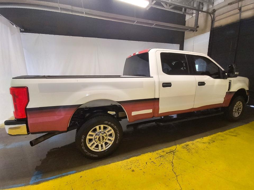 2019 FORD F250 SUPER DUTY — Фото 3 из 13