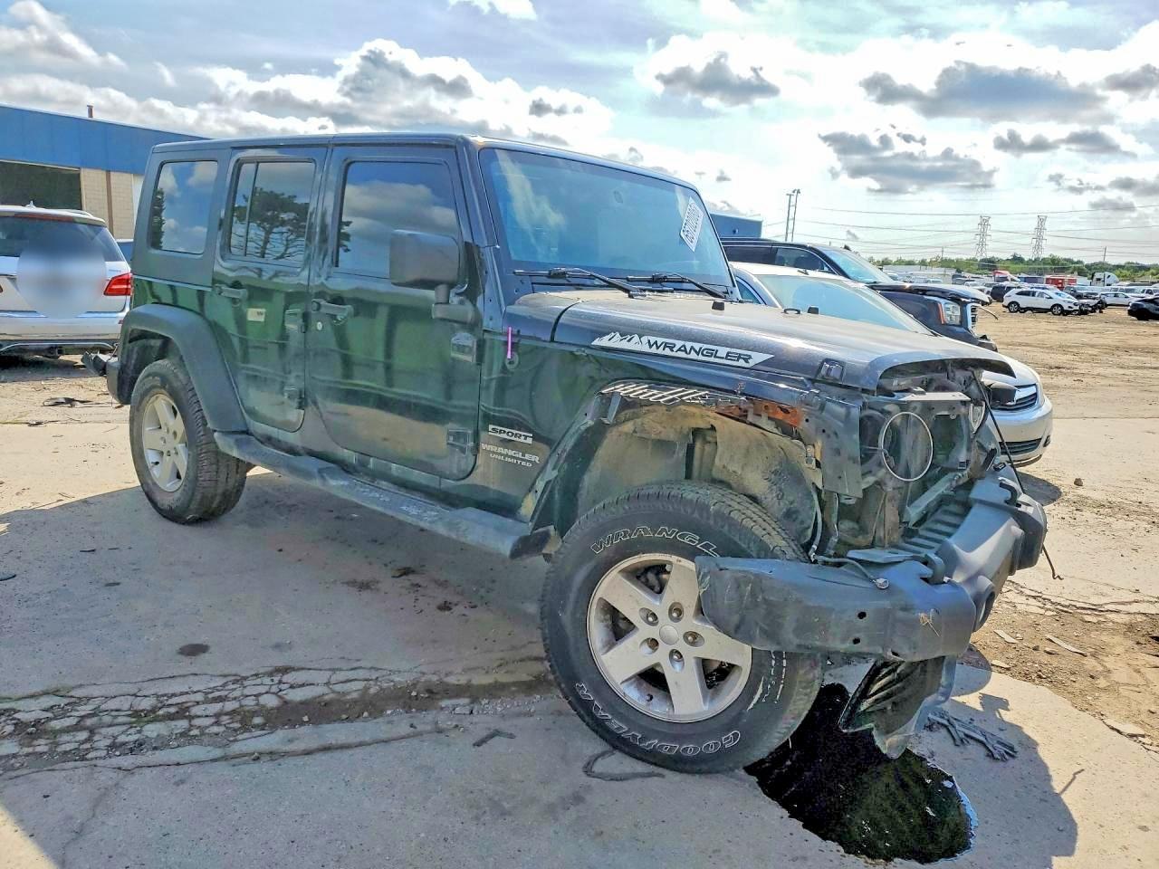 2010 JEEP WRANGLER UNLIMITED SPORT — Фото 4 из 12