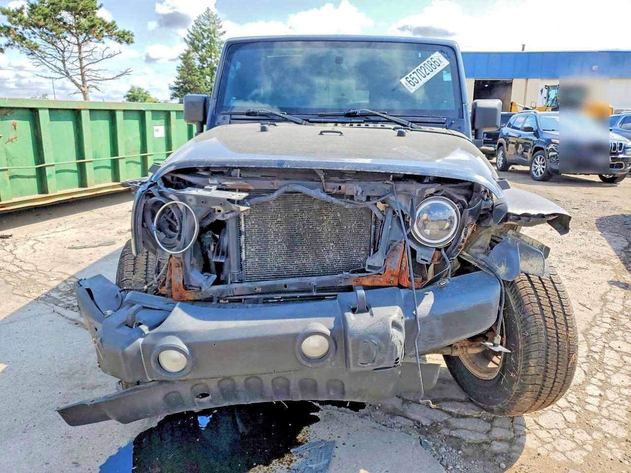 2010 JEEP WRANGLER UNLIMITED SPORT — Фото 5 из 12
