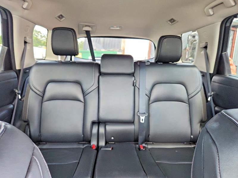 2025 NISSAN PATHFINDER SL — Фото 10 из 13