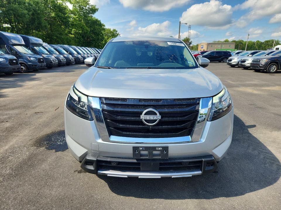 2025 NISSAN PATHFINDER SL — Фото 5 из 13