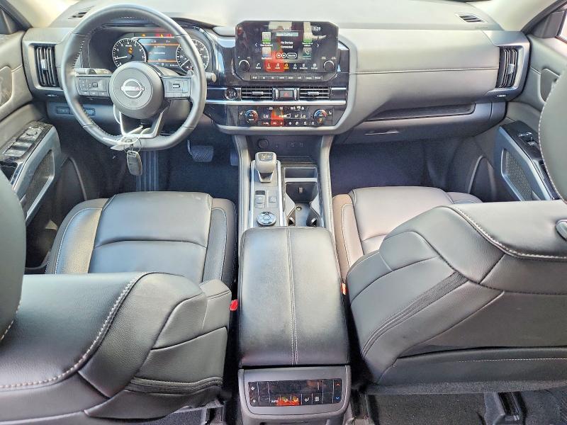 2025 NISSAN PATHFINDER SL — Фото 8 из 13