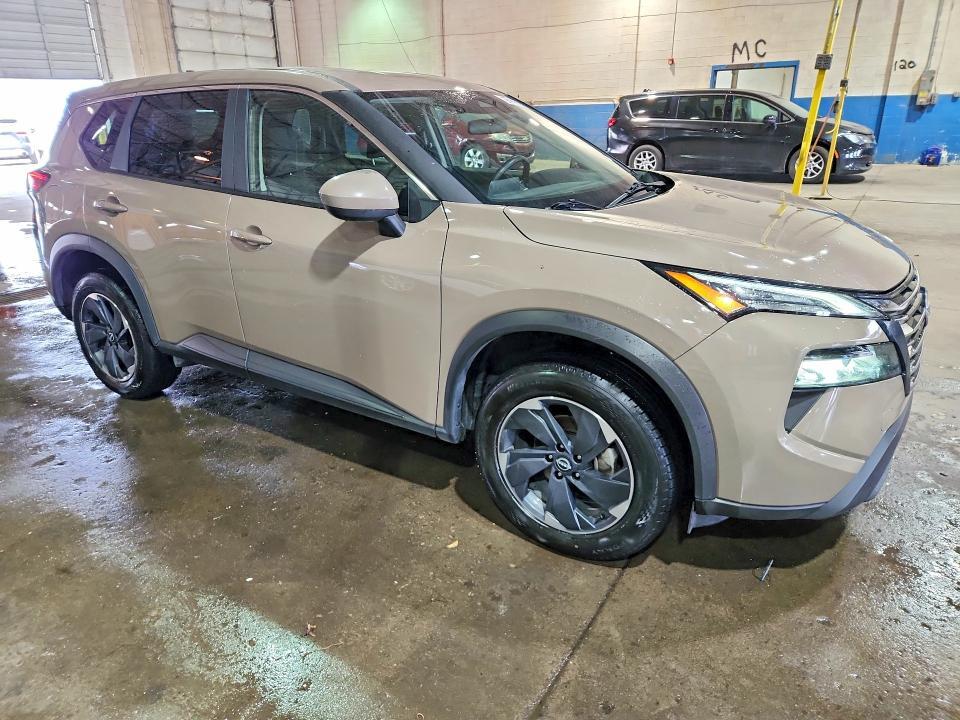 2025 NISSAN ROGUE SV — Фото 4 из 13
