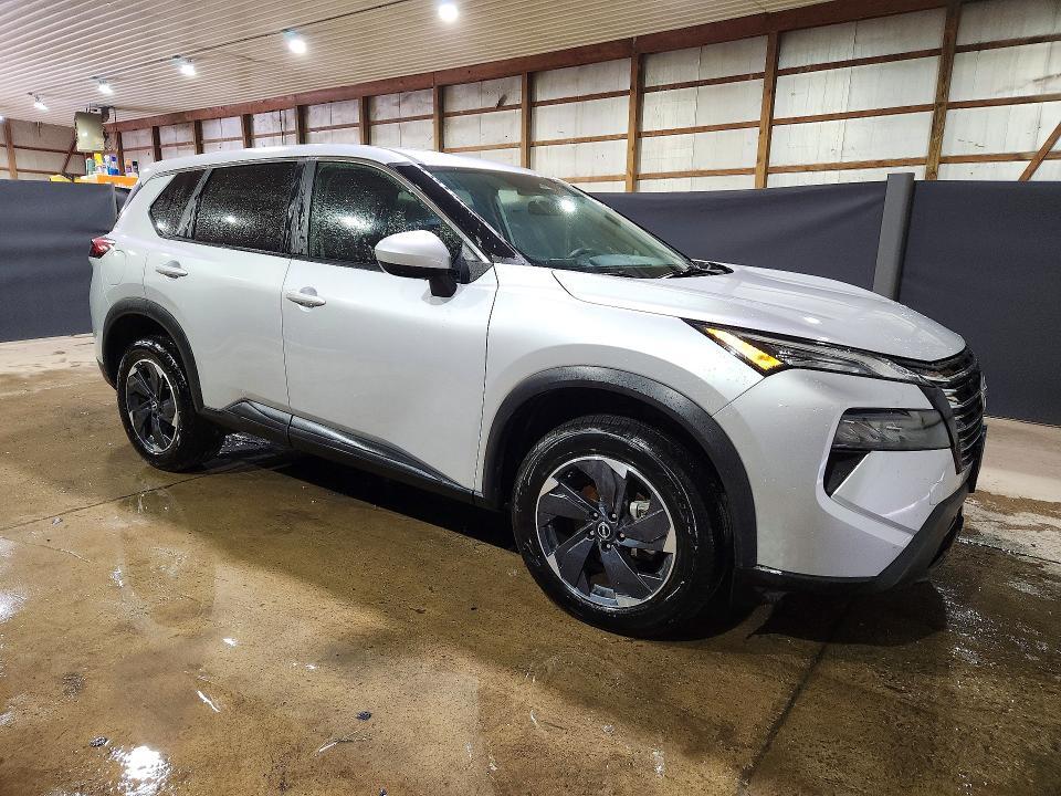 2025 NISSAN ROGUE SV — Фото 4 из 15