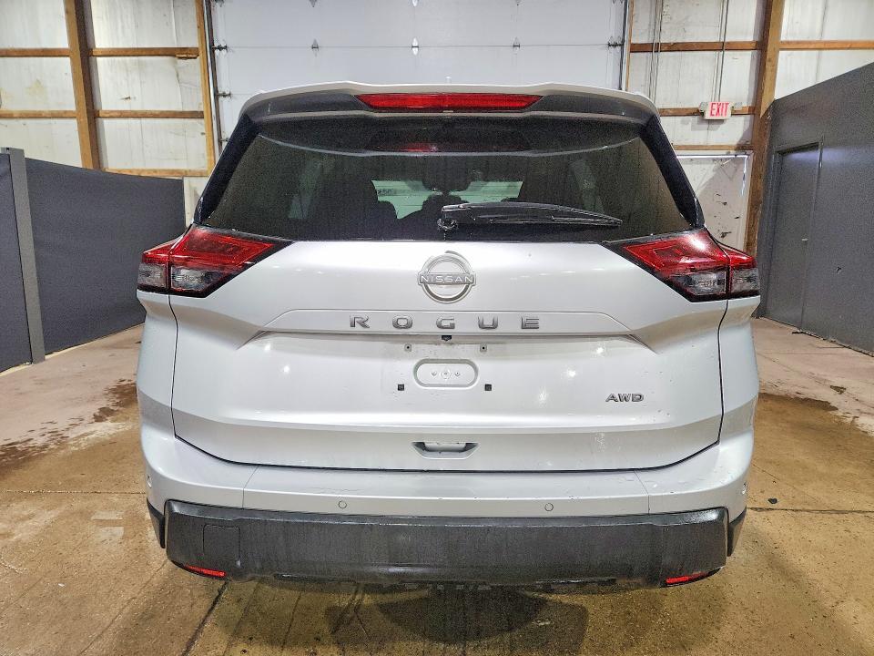 2025 NISSAN ROGUE SV — Фото 6 из 15