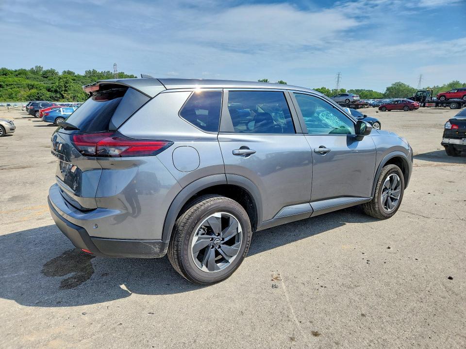 2025 NISSAN ROGUE SV — Фото 3 из 13