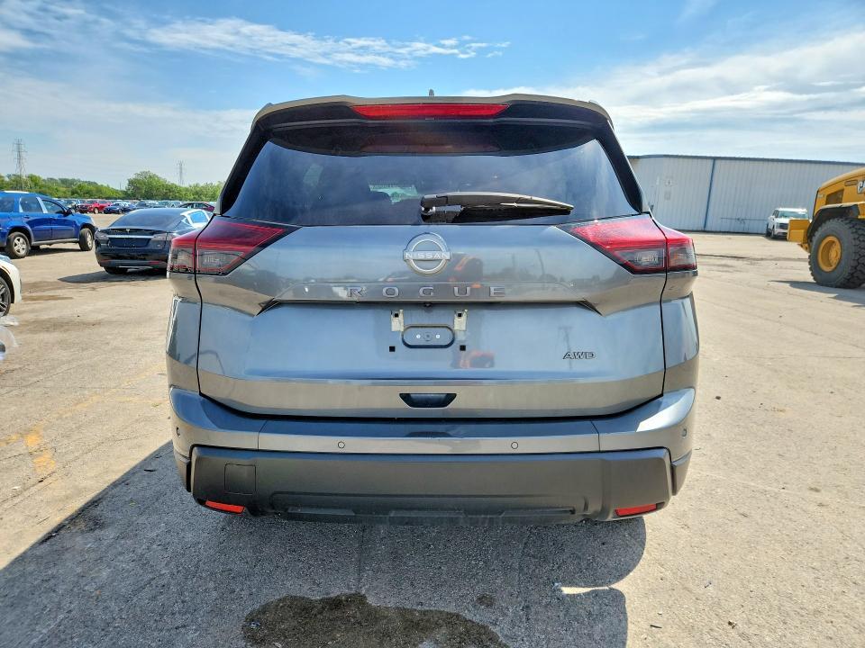 2025 NISSAN ROGUE SV — Фото 6 из 13